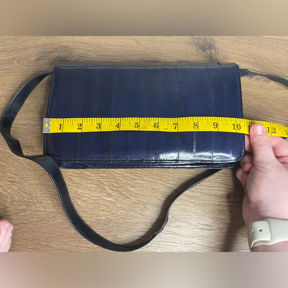 Vintage 1980s Eelskin Korean Made Crossbody Purse Navy Blue Suede interior - Picture 5 of 5